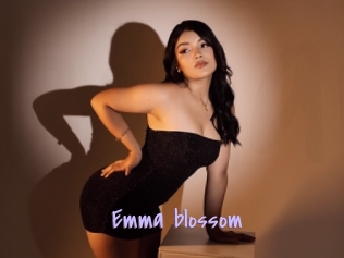 Emma_blossom