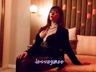 Jessiejunee