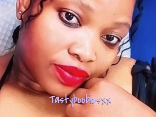 Tastyboobiesxx